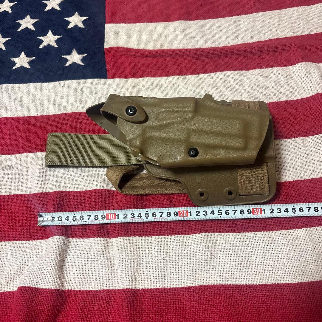 Safariland レッグホルスター M9 / 92FS 実物 FDE B53
