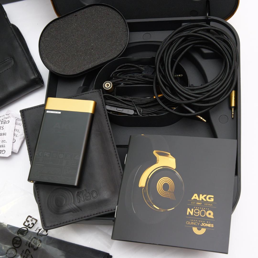 AKG N90Q 密閉型ノイズキャンセリングヘッドホン ブラック