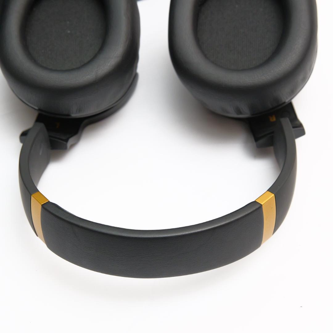 AKG N90Q 密閉型ノイズキャンセリングヘッドホン ブラック