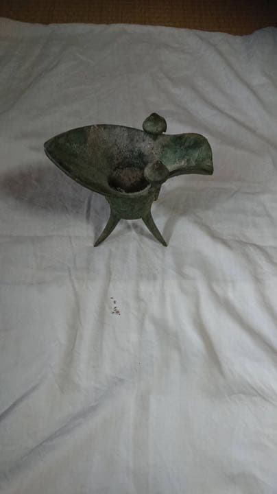 香たて。ブロンズ製