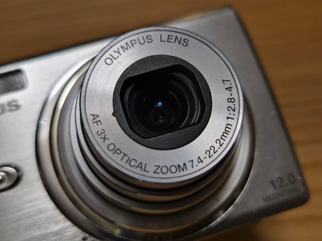 OLYMPUS FE-300 コンパクトデジタルカメラ✨️