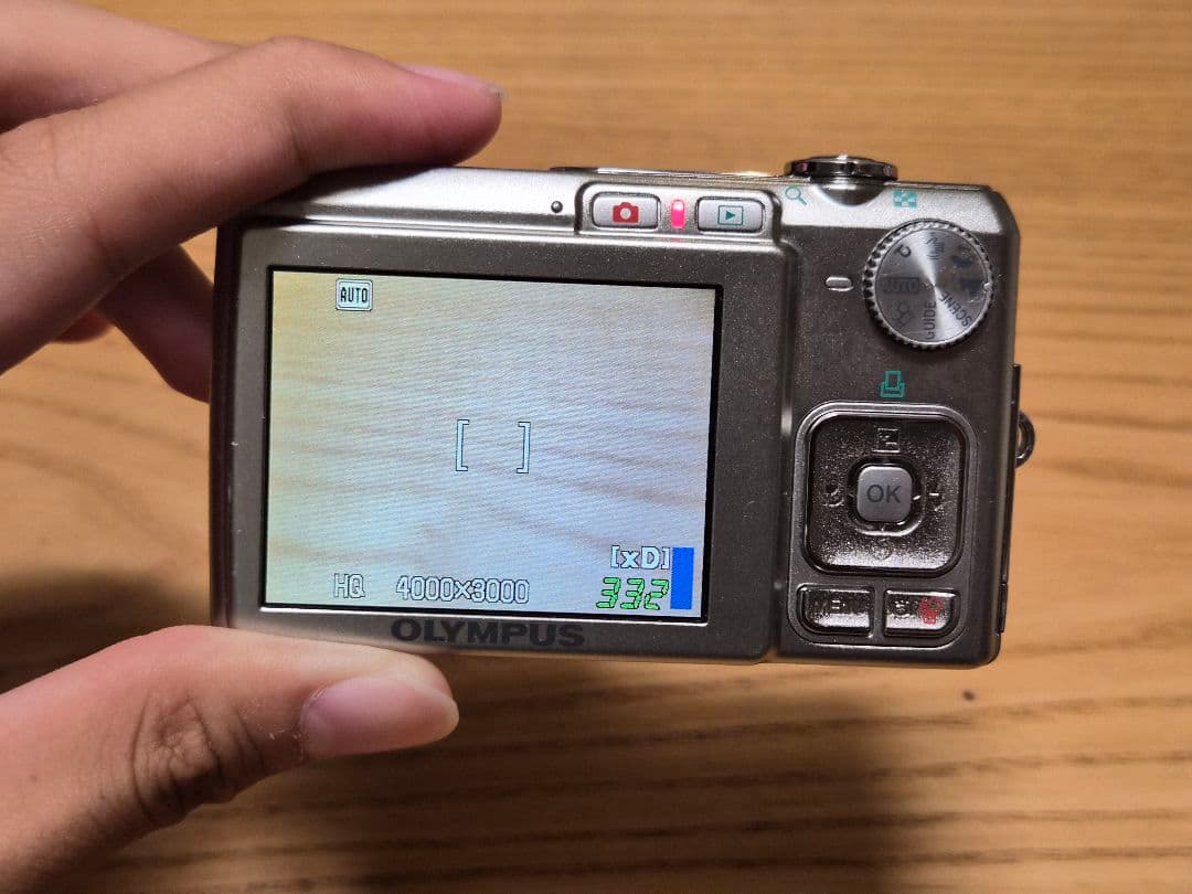 OLYMPUS FE-300 コンパクトデジタルカメラ✨️