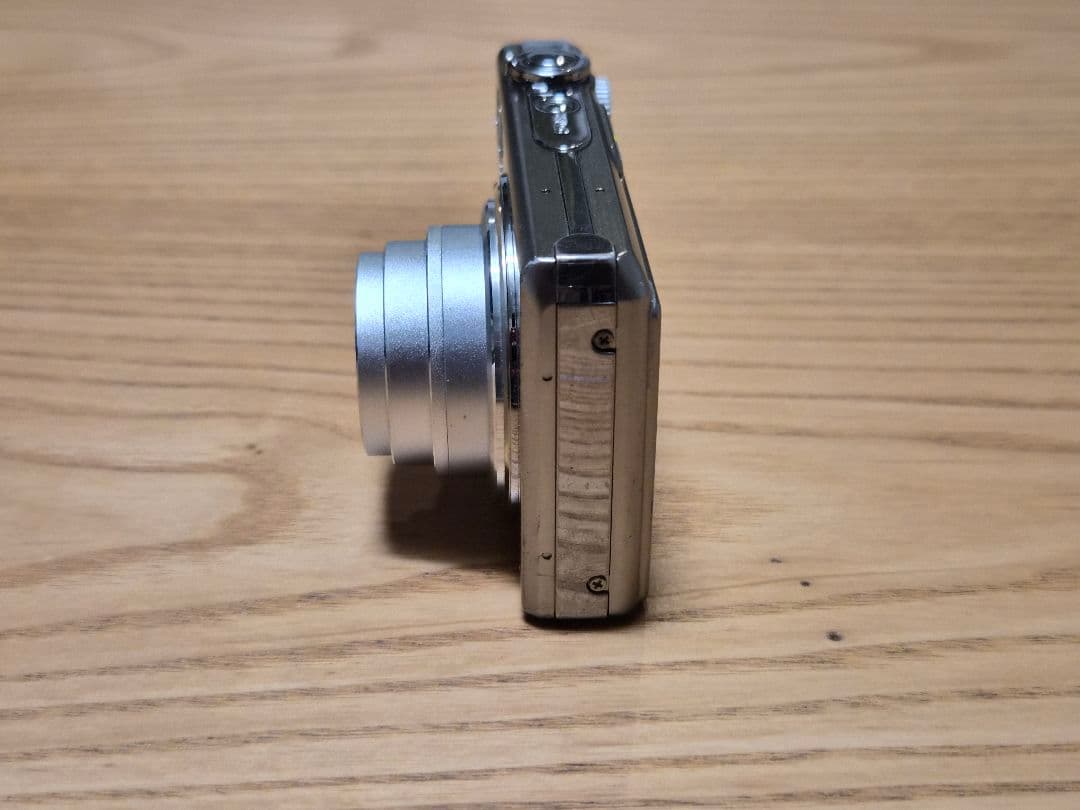 OLYMPUS FE-300 コンパクトデジタルカメラ✨️