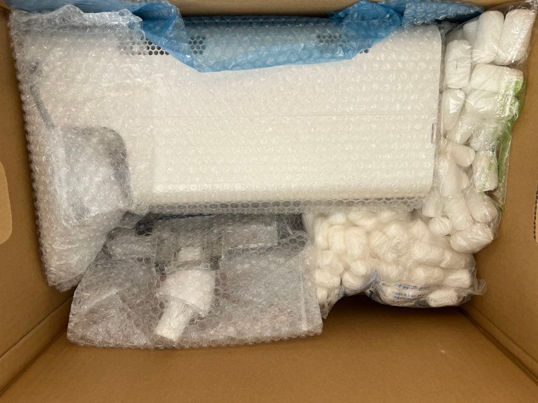 パナソニック　コードレススティック掃除機　MC-NS10K-W 紙パック9枚つき