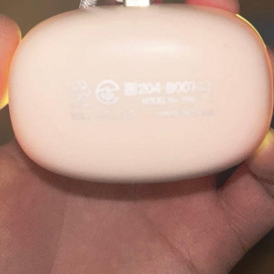 ワイヤレスイヤフォン