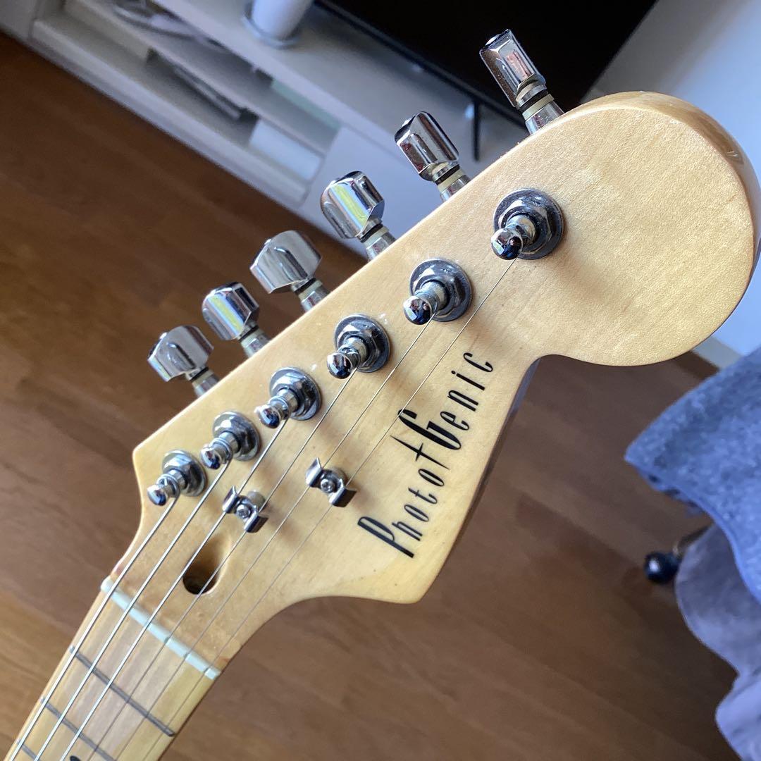 photogenicエレキギター(ブラック色)ストラトキャスター