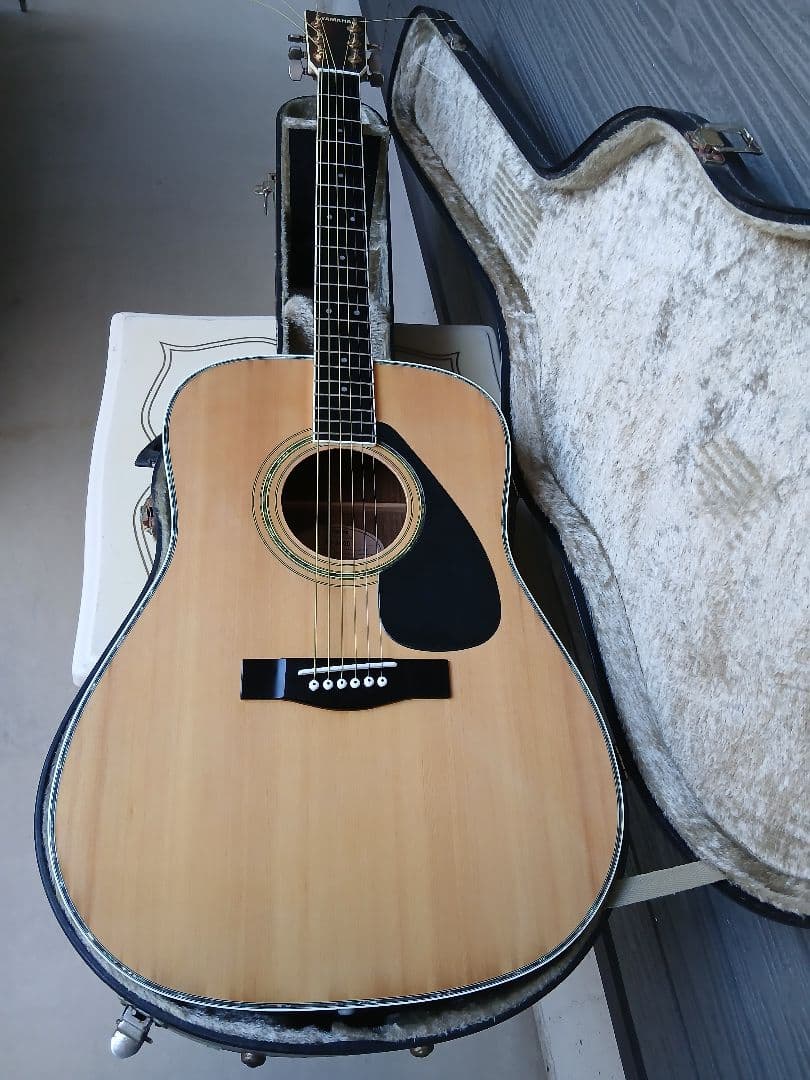 Yamaha アコースティックギター ハードケース付