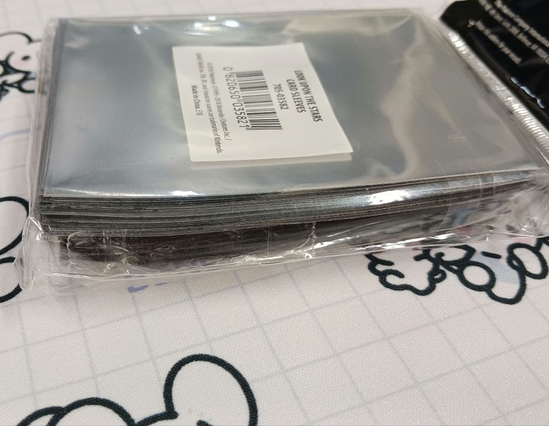 【訳あり】星を見てピカチュウ 65枚入 デッキシールド ポケモンカード スリーブ