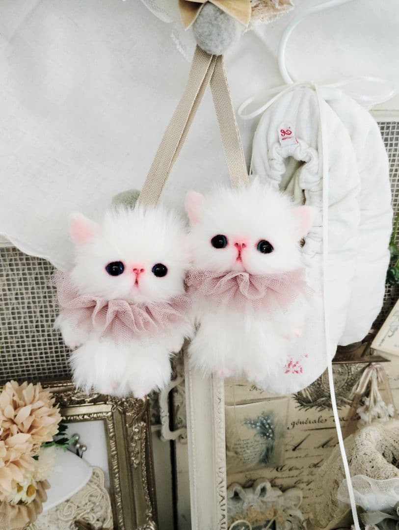 お出かけ♡双子子猫ちゃんのバッグチャーム♡ストラップ♡ぬいぐるみ♡
