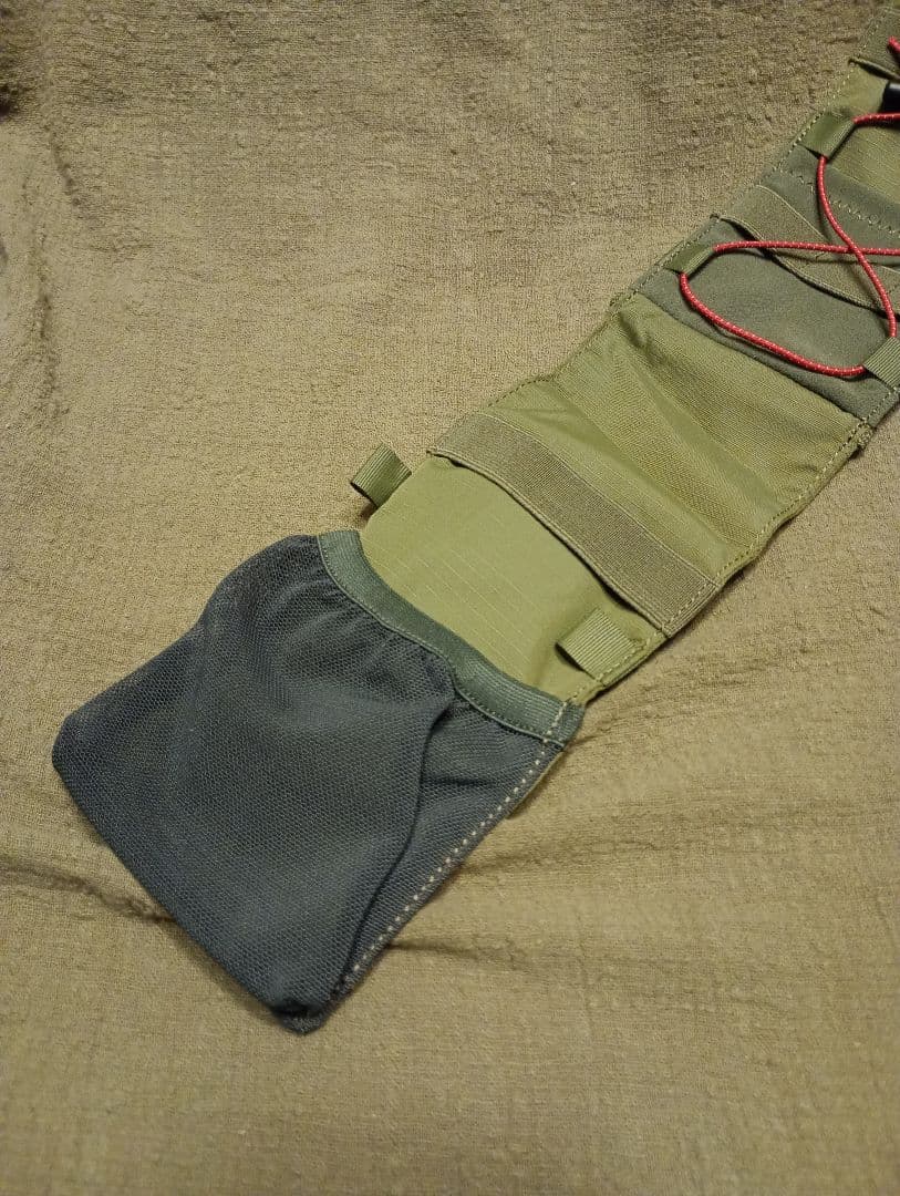Tasmanian Tiger IFAK POUCH VERTICAL　オリーブ