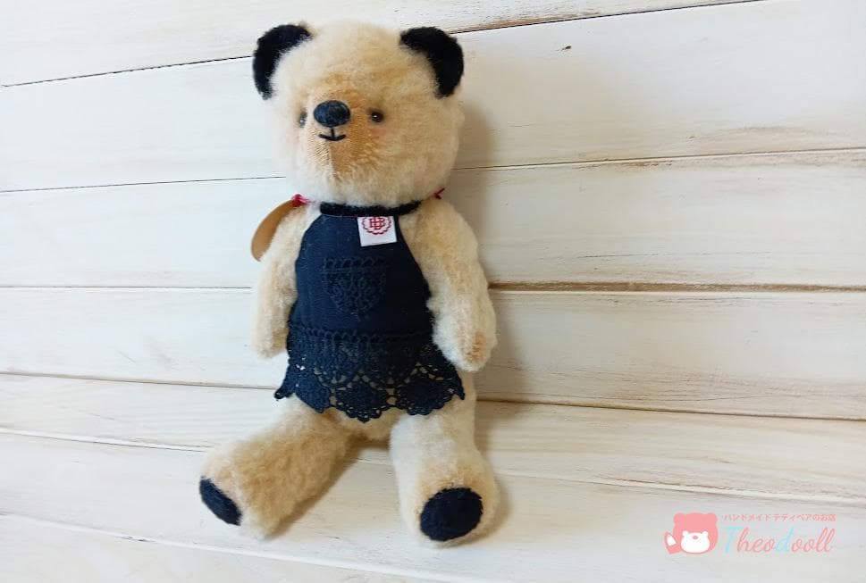 ハンドメイド　黒耳イエローLサイズ