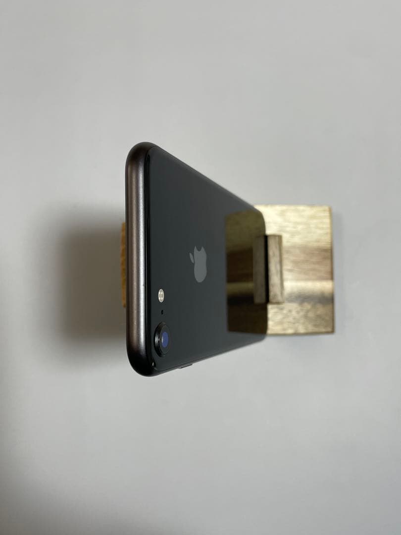 Iphone8 本体　スペースグレー　美品