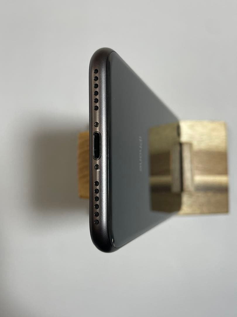 Iphone8 本体　スペースグレー　美品