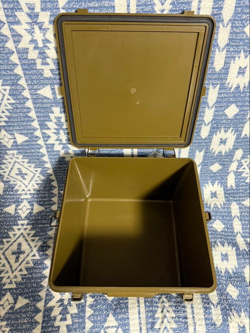 ファーストエイドキット 米軍 放出品 メディカルボックス　デッドストック