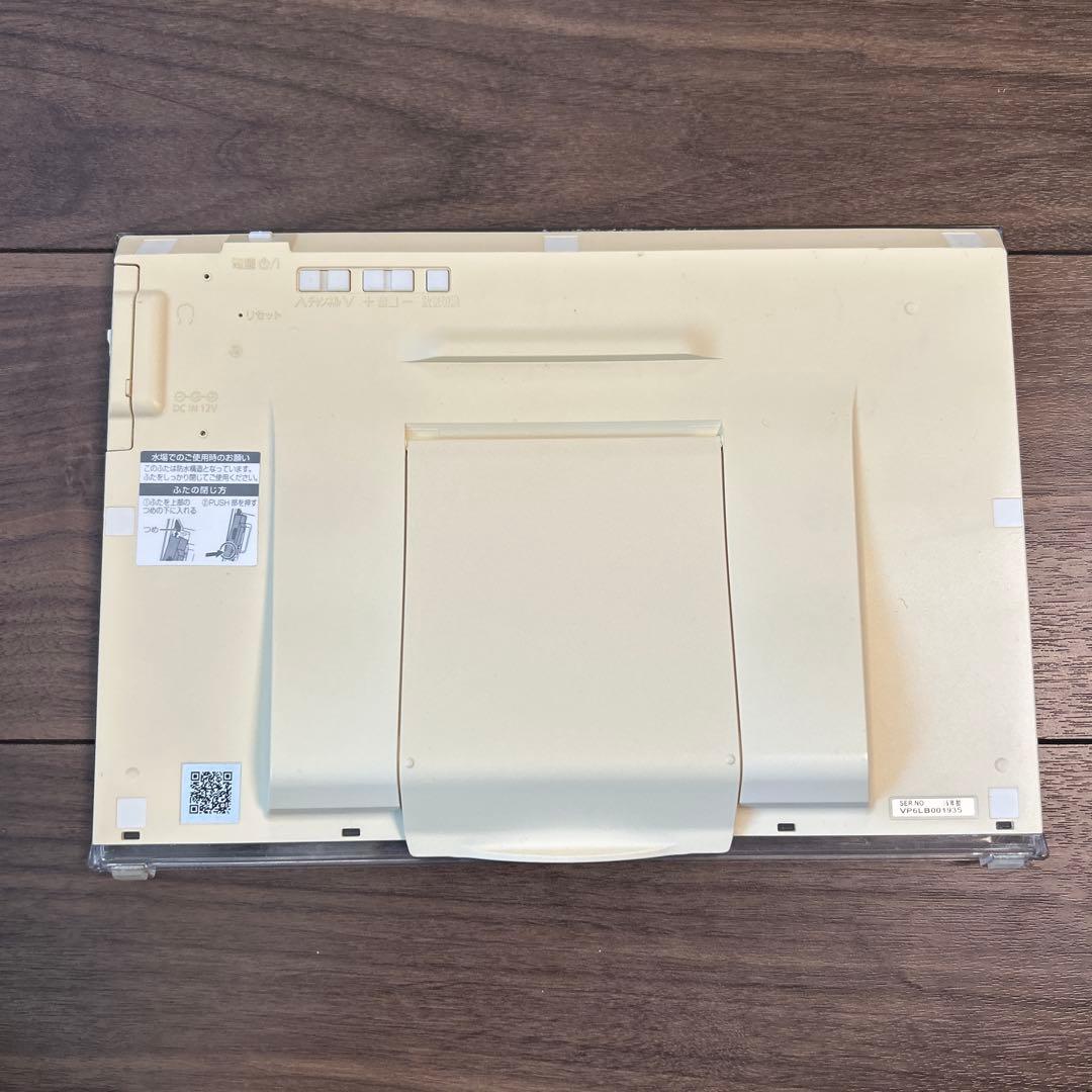 PanasonicプライベートビエラUN-10E6 ポータブルテレビ