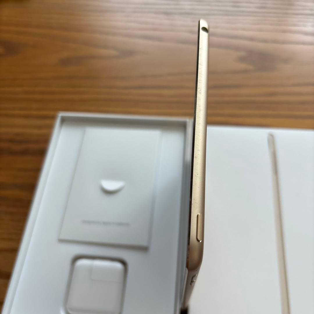 iPad mini4 A1538 64GB Gold Wi-Fi アダプター付