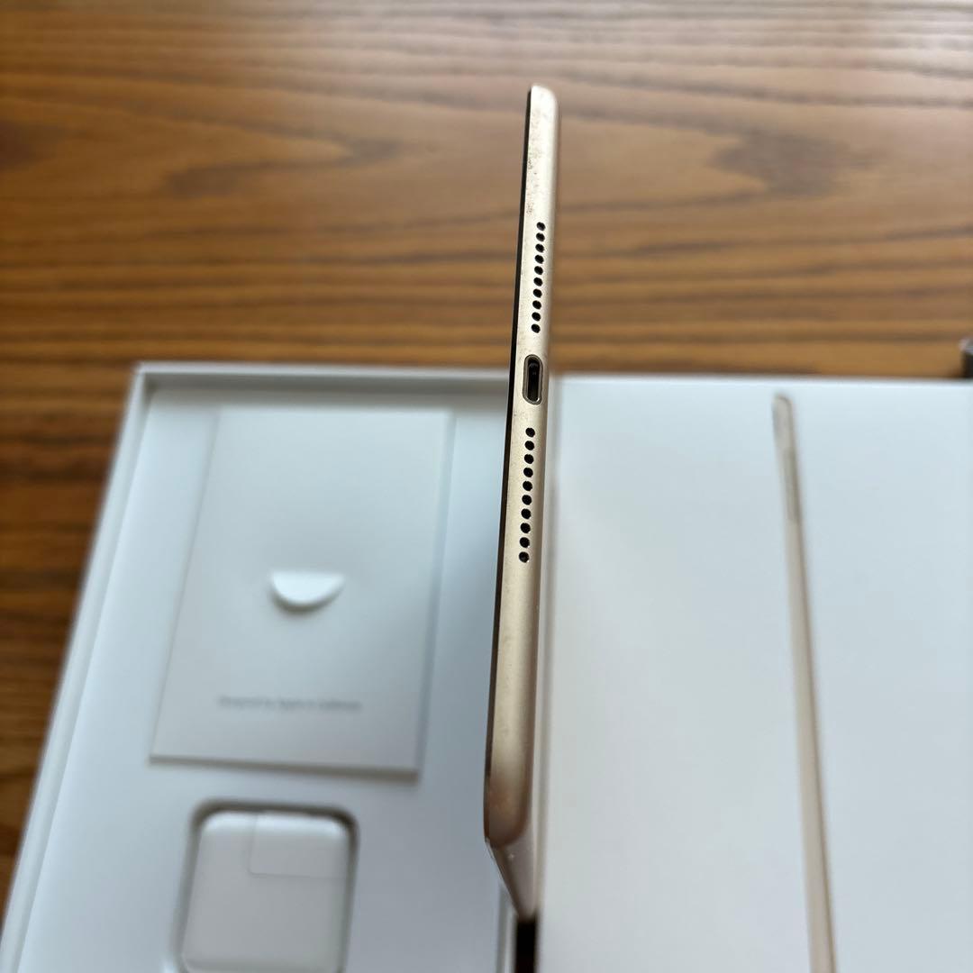 iPad mini4 A1538 64GB Gold Wi-Fi アダプター付