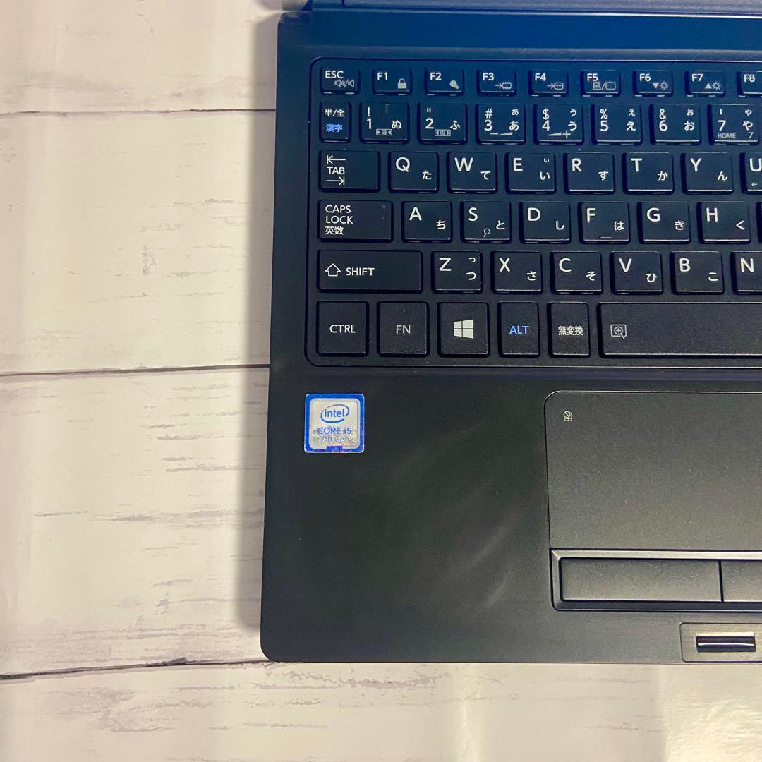 Windows11✨東芝 Dynabook ノートパソコン✨SSD カメラ 軽量