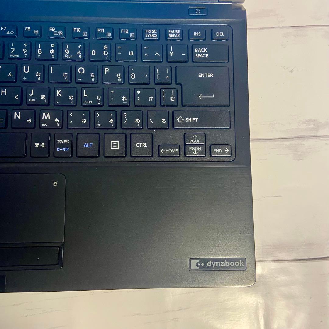 Windows11✨東芝 Dynabook ノートパソコン✨SSD カメラ 軽量