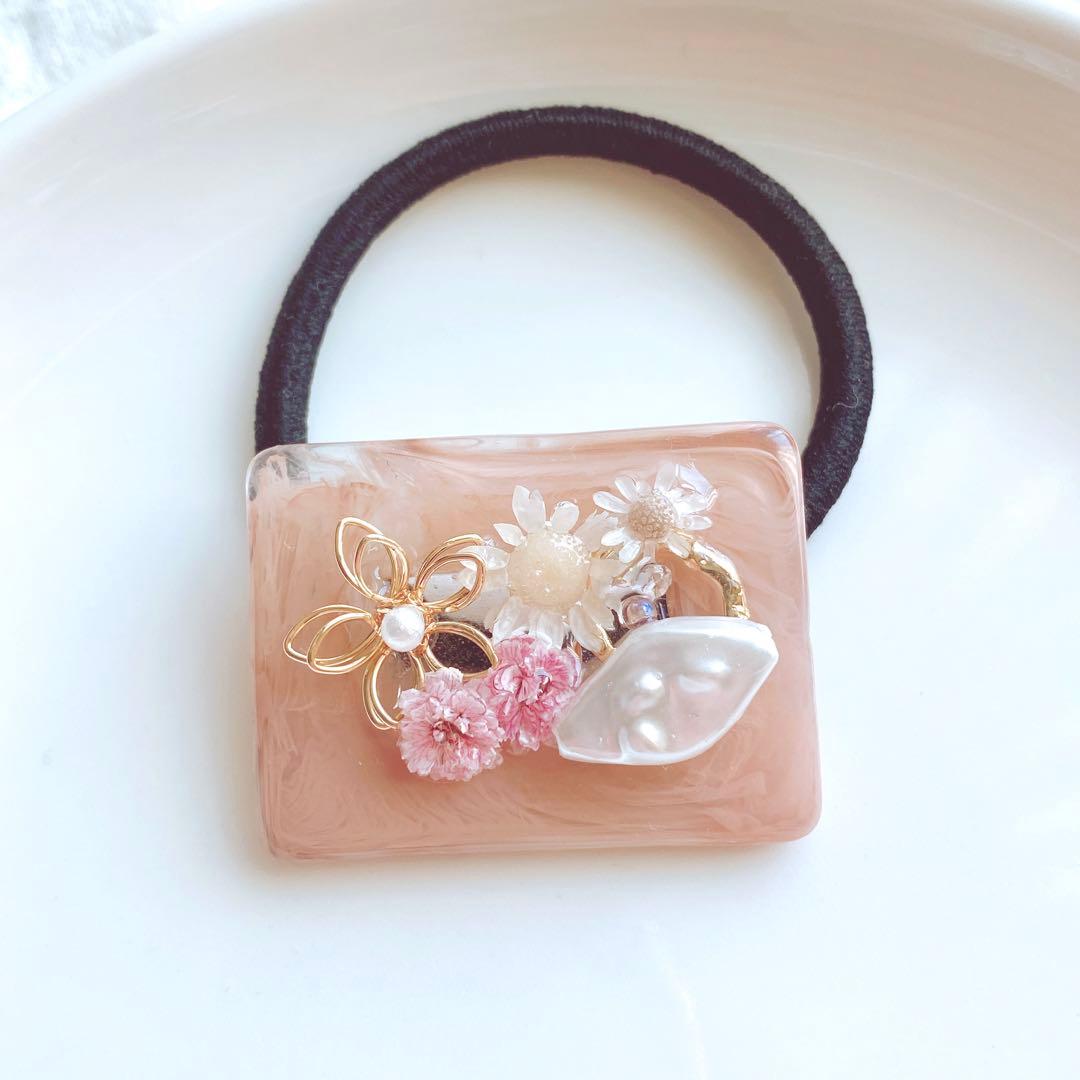 レジンヘアゴム　スクエア　くすみピンク　大ぶり　春　3