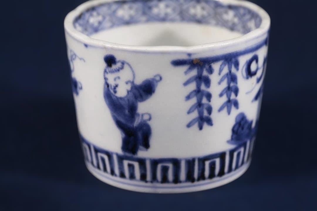 652　古伊万里大振染付下藤館唐子踊図蕎麦猪口　無傷　幕末