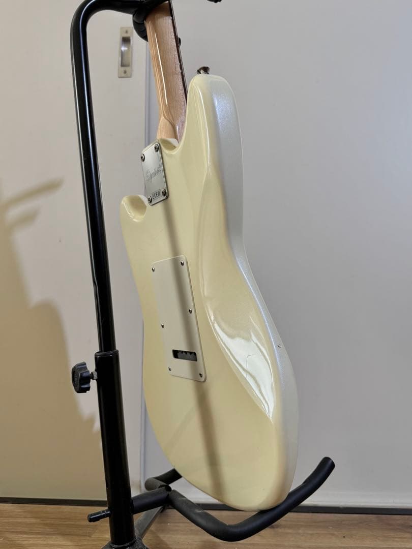 ギター Squier by Fender Paranormal Cyclone