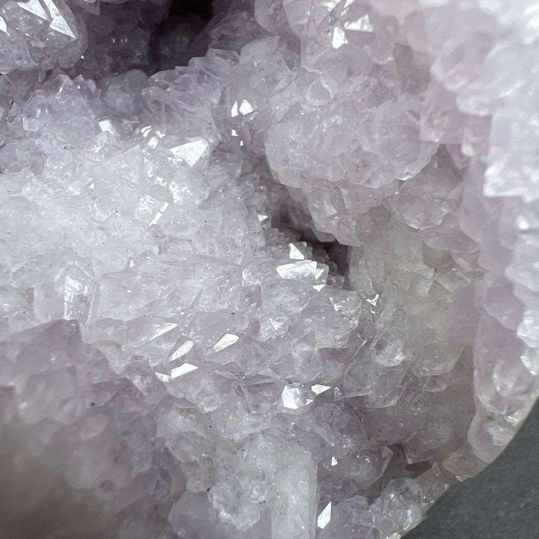 天然石　ラベンダーアメジスト　笑口　スフィア　台座付き