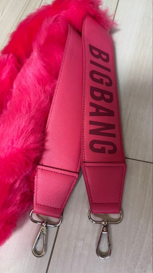 新品 Bigbang G-dragon ショルダーストラップ ファー