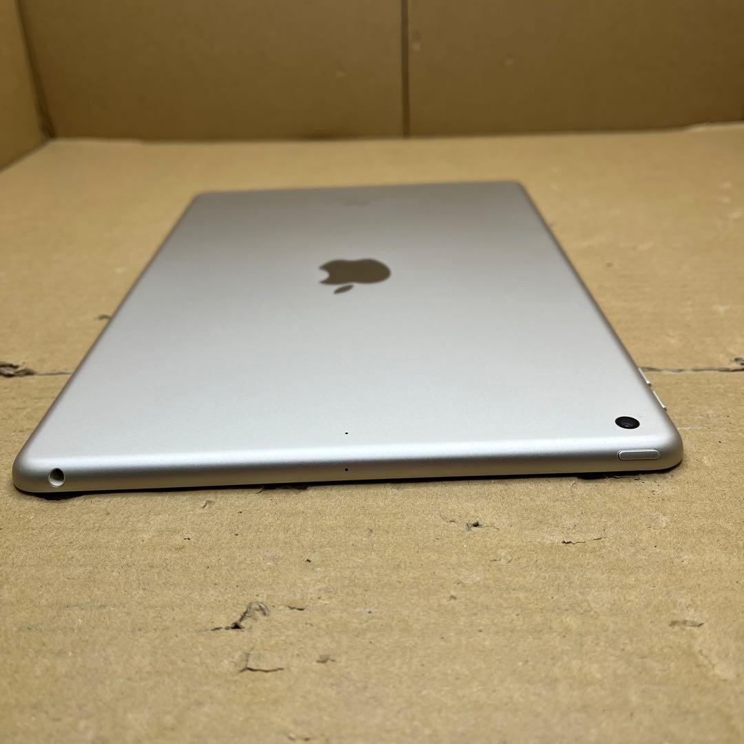 Apple iPad (第７世代) Wi-Fi 32GB シルバー
