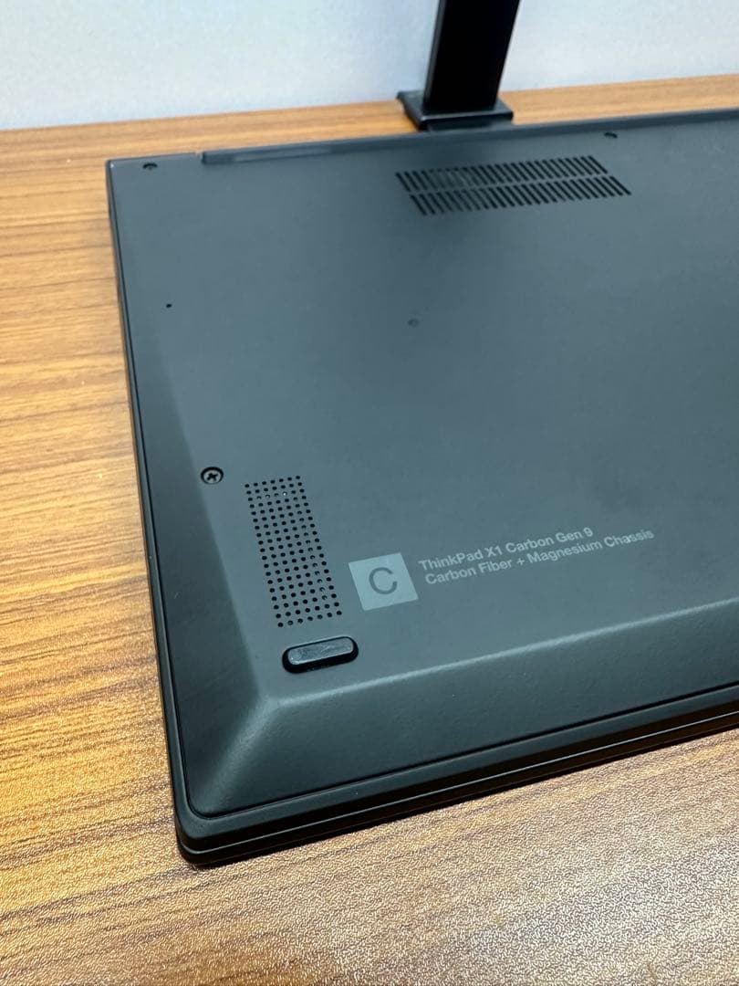 Windowsノート本体 4.Lenovo X1 Carbon Gen9 i5-1135G7 32Gb