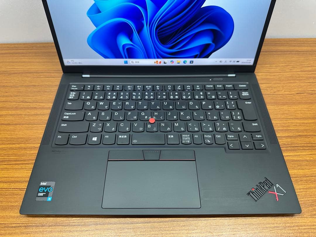 Windowsノート本体 4.Lenovo X1 Carbon Gen9 i5-1135G7 32Gb