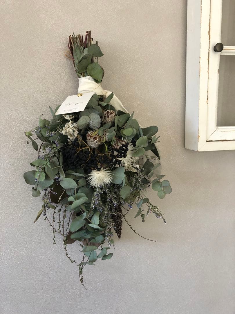 Blue green ネイティブフラワーと銀世界　静かな森のスワッグ　48cm