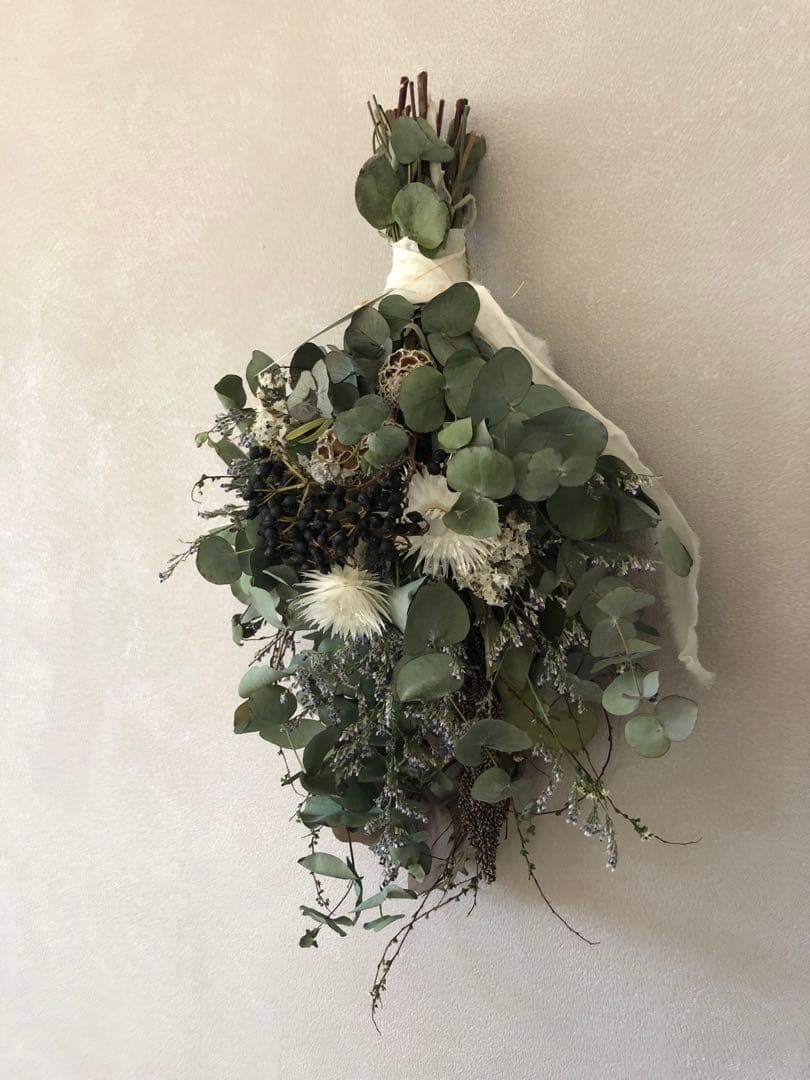 Blue green ネイティブフラワーと銀世界　静かな森のスワッグ　48cm