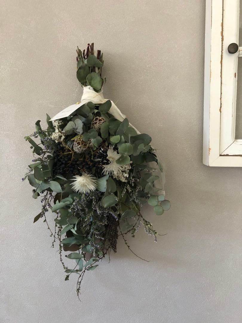 Blue green ネイティブフラワーと銀世界　静かな森のスワッグ　48cm