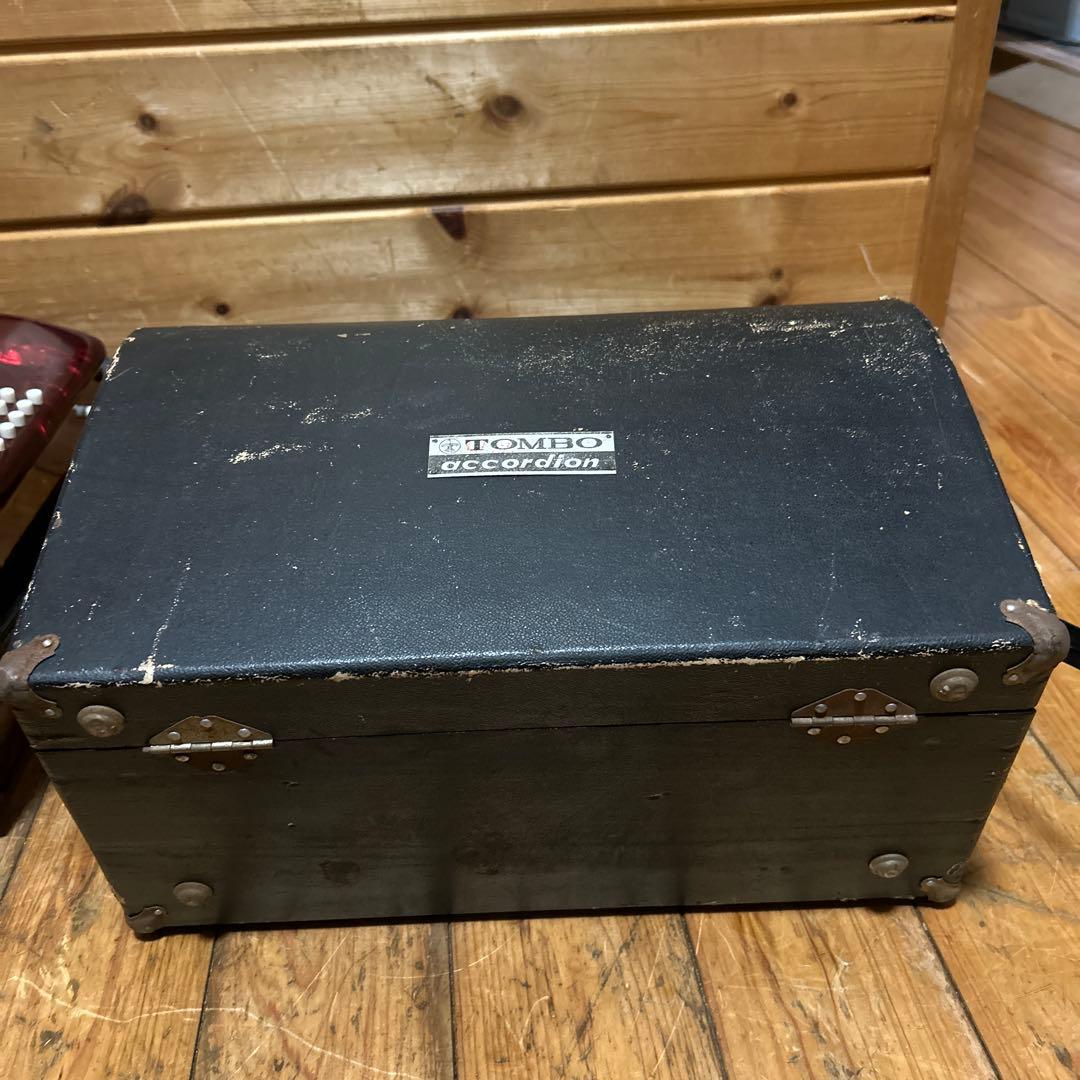 送料無料【美品】TOMBO アコーディオンNo.28(ハードケース付) 25鍵盤