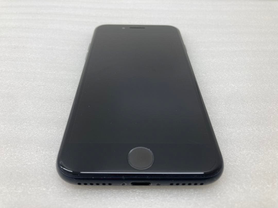 Apple iPhone SE 第2世代 (SE2) ブラック　64GB