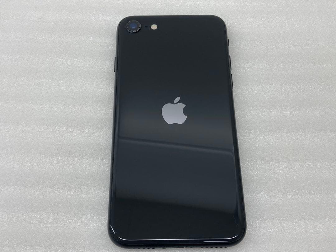 Apple iPhone SE 第2世代 (SE2) ブラック　64GB