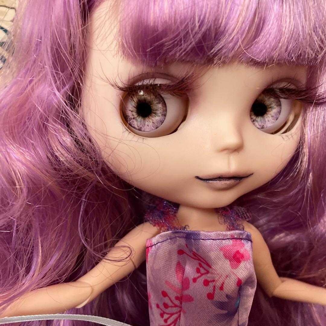 カスタムドール『purple people』紫と茶色mixヘア