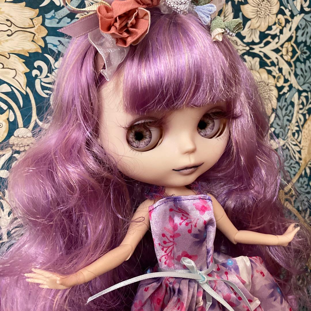 カスタムドール『purple people』紫と茶色mixヘア