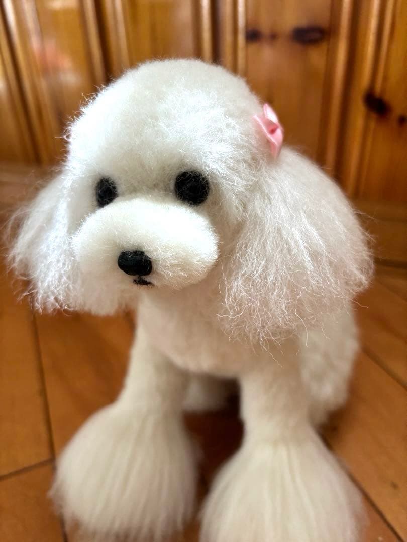 毛糸+羊毛フェルト トイプードル ホワイト（お好みでリボンお付けします）