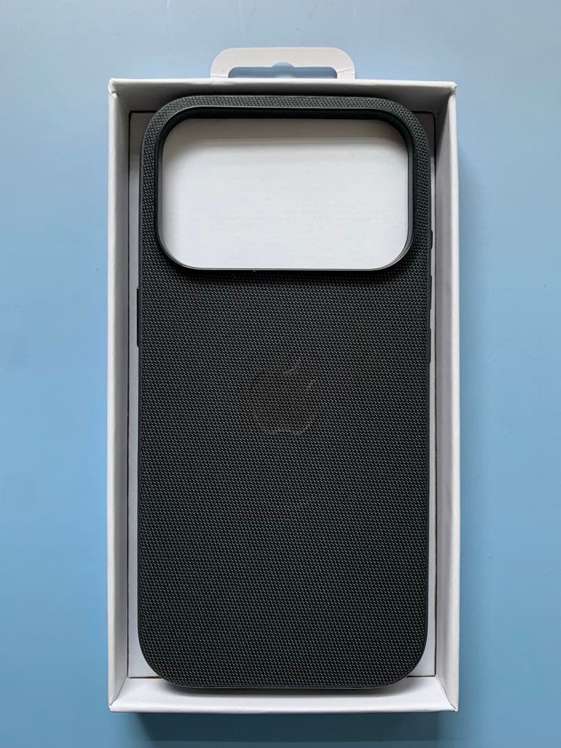iPhone 17Pro 新品 テックウーブンケース ブラック未使用