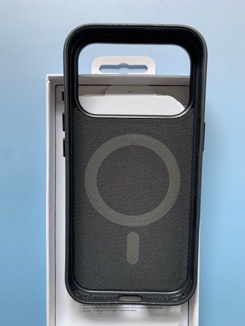 iPhone 17Pro 新品 テックウーブンケース ブラック未使用