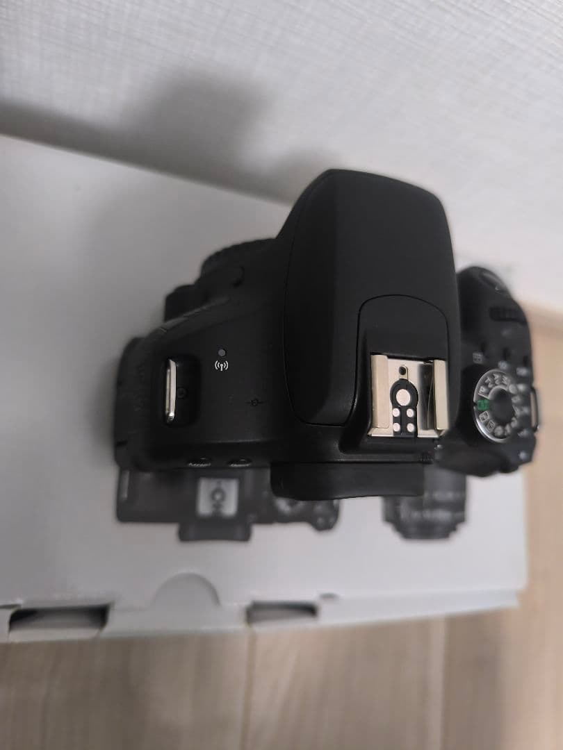 Canon EOS Kiss X9i レンズ2本