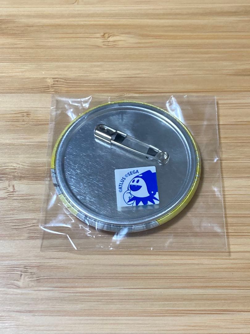 ペルソナ4 主人公 鳴上悠 番長 缶バッジ ビュッフェ