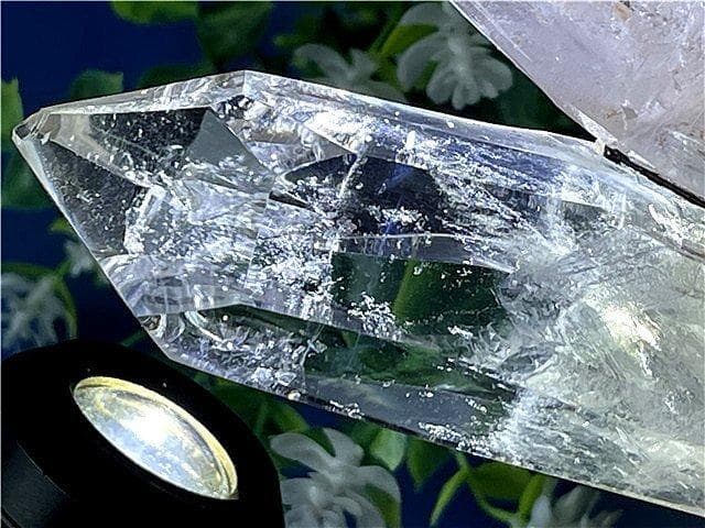 ◆超強いパワー(藍針入り)天然水晶クラスターB89B6/237B58D