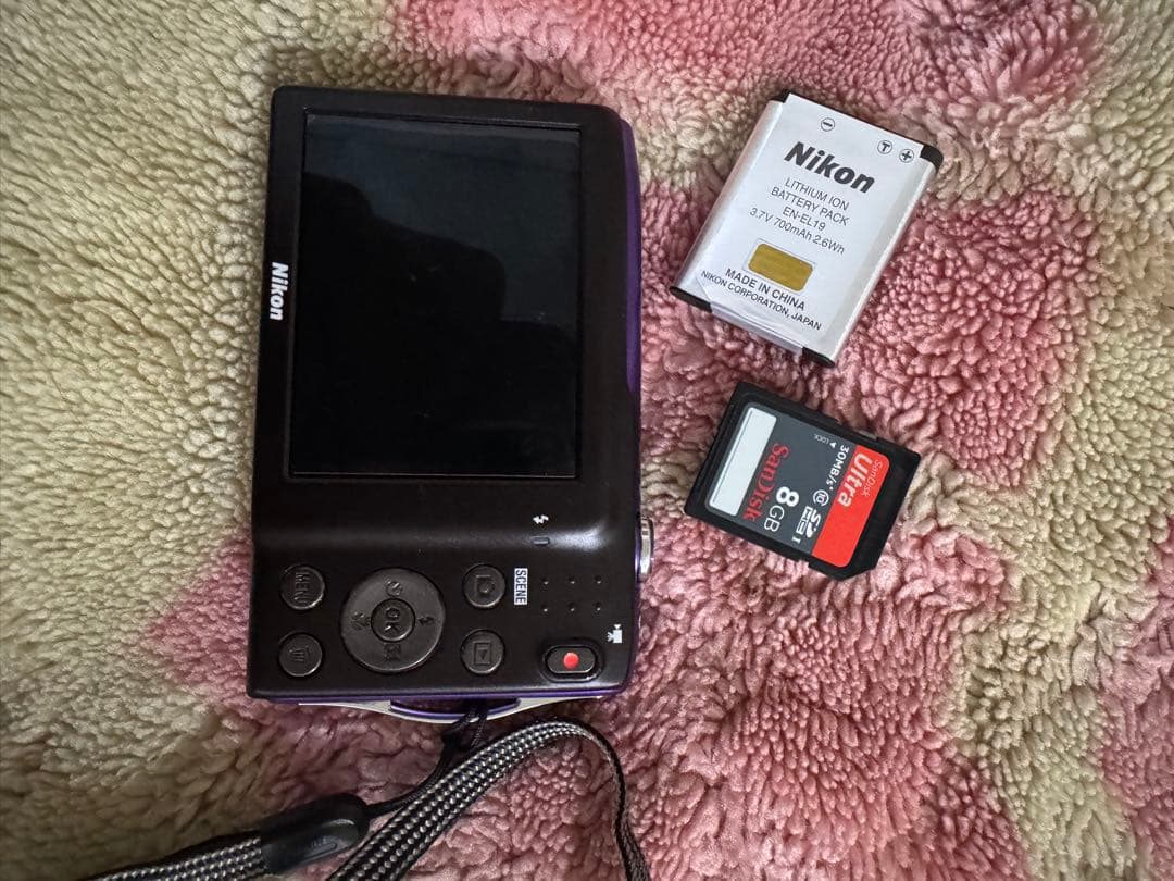 Nikon COOLPIX パープル デジタルカメラ