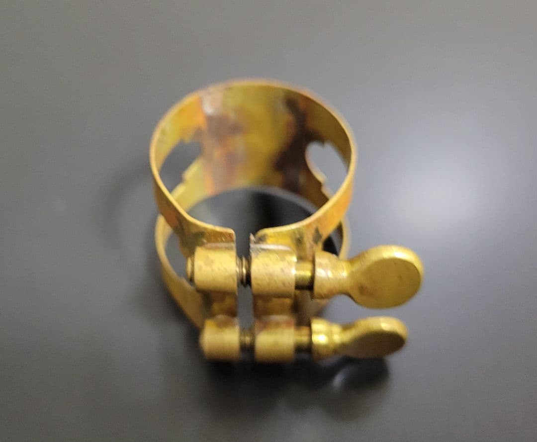 ビンテージ　アルトサックス用リガチャー　Martin・Connタイプ