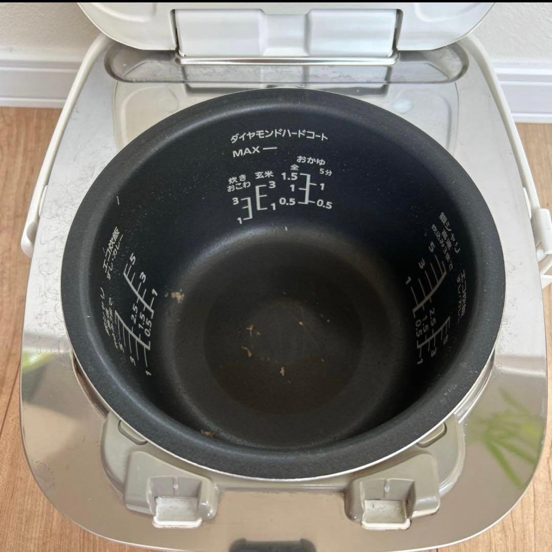 可変圧力おどり炊きダイヤモンド竃釜Panasonic SR-PA106IH炊飯器