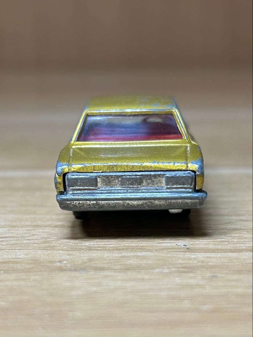 n*e様 トミカ　黒箱 3-1-4 トヨタ クラウン スーパーデラックス 1Aホ