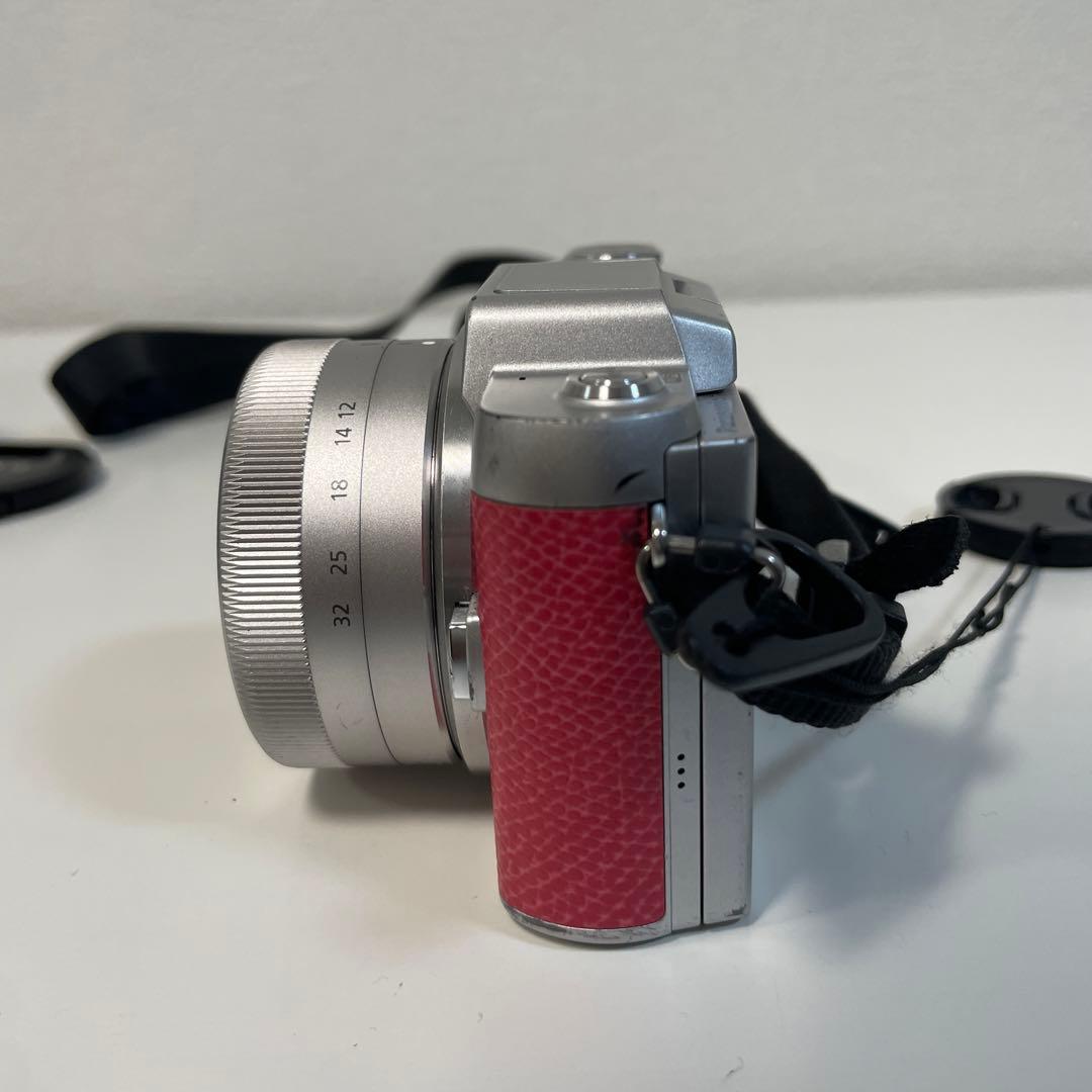 Panasonic LUMIX DMC-GF7 カメラ